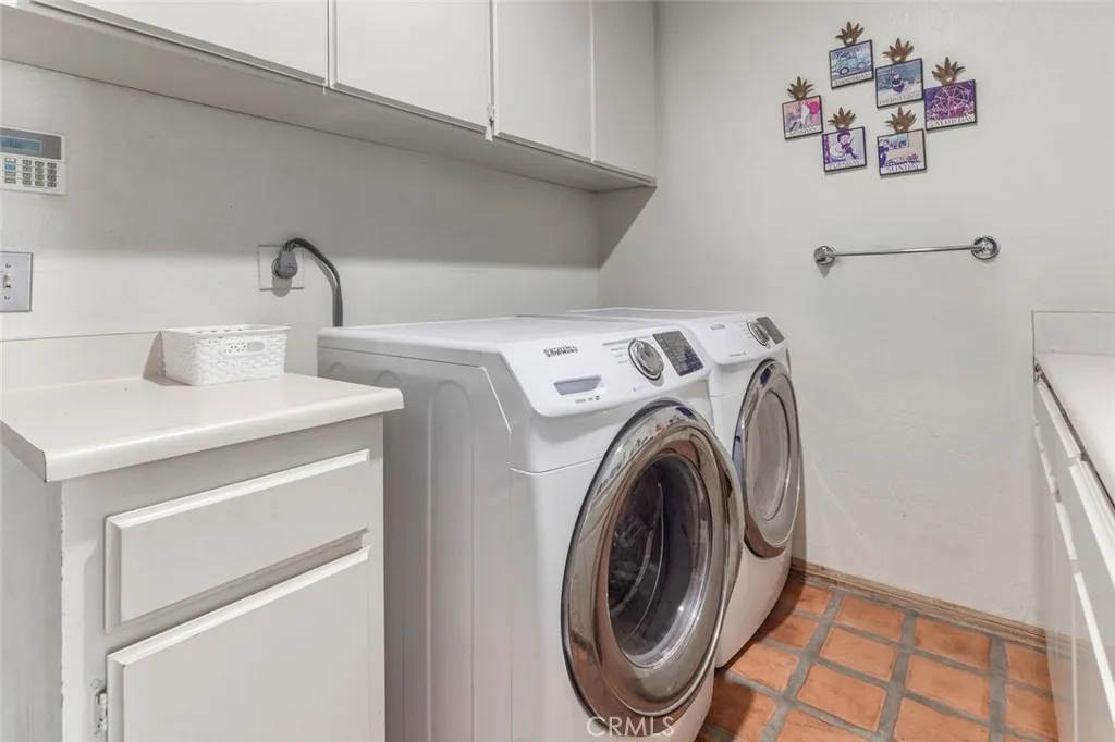 https://cdn.realtyfeed.com/cdn/127/307068097/a9b8537f5f8e5d08b2635190ac7f457a.webp