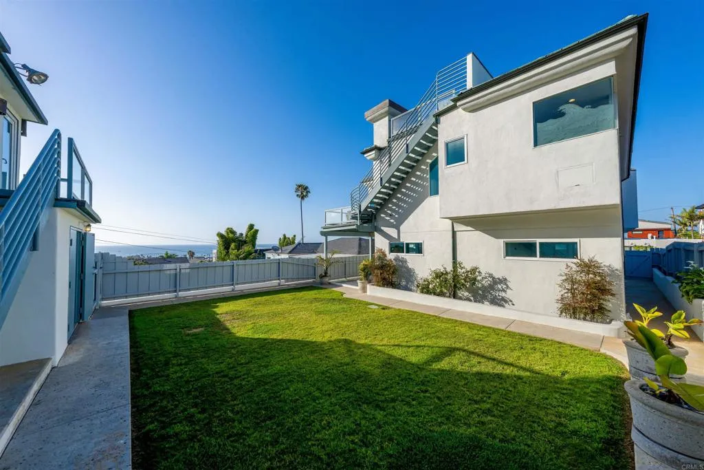 https://cdn.realtyfeed.com/cdn/127/307068106/1744fb9d64bbe96d17487c3a72e543ec.webp
