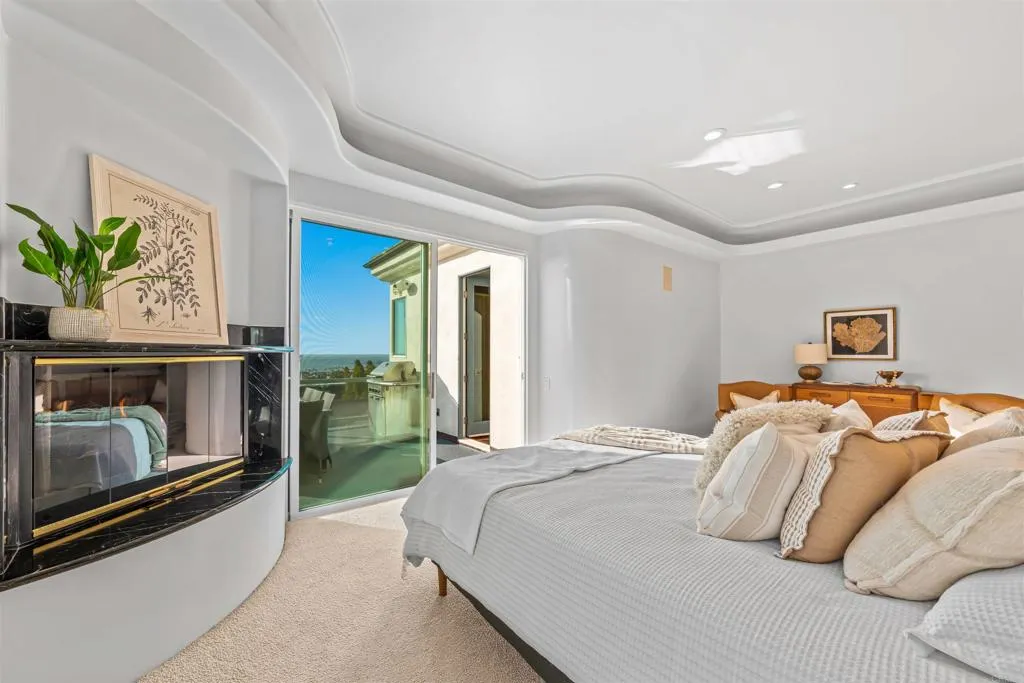 https://cdn.realtyfeed.com/cdn/127/307068106/1b2707a3f1fcb30cb4fe063bf862562c.webp