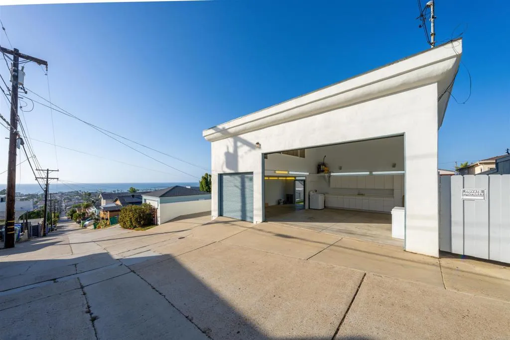 https://cdn.realtyfeed.com/cdn/127/307068106/327b3d5b45583fc4e264399d7a08b588.webp
