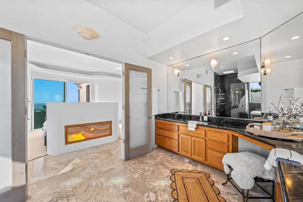 https://cdn.realtyfeed.com/cdn/127/307068106/5057a239975b68a702c7a736409cd56d.webp