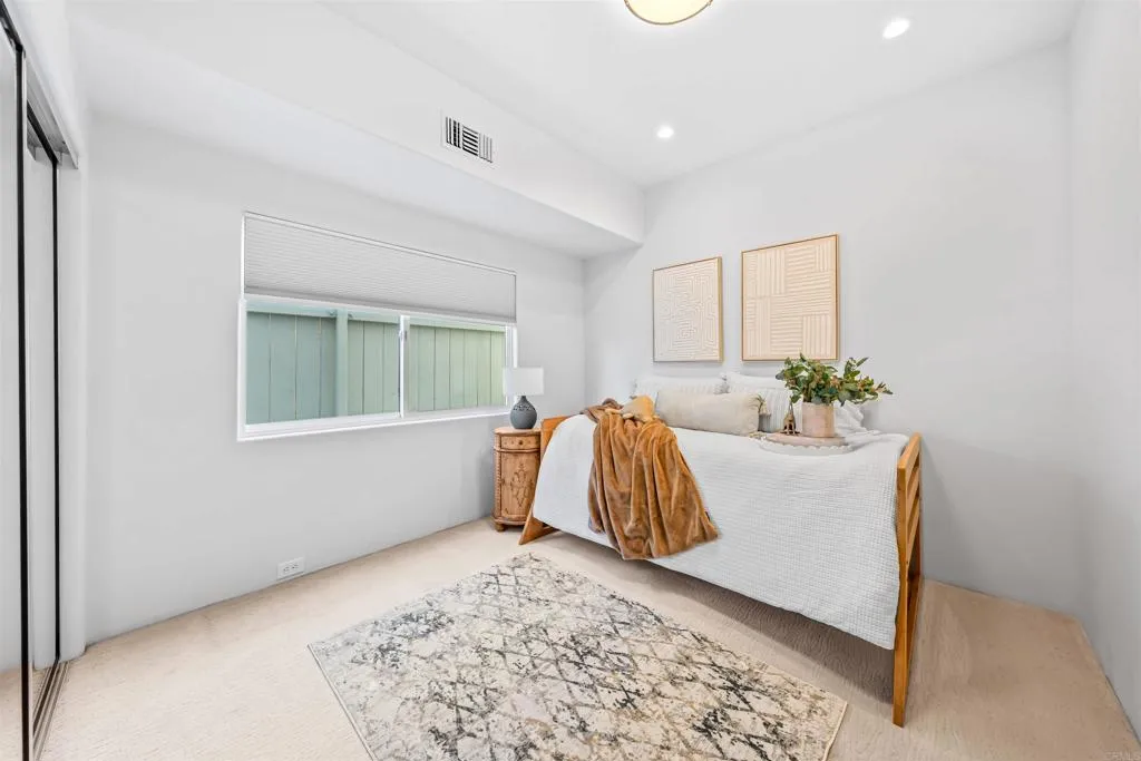 https://cdn.realtyfeed.com/cdn/127/307068106/6e3e908e13b486ff617761c62b0e17a1.webp