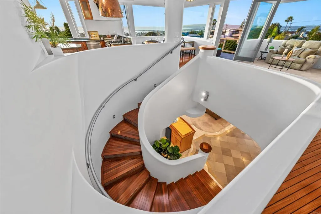 https://cdn.realtyfeed.com/cdn/127/307068106/b96b7c0328b943a09dffcf6b2a930390.webp