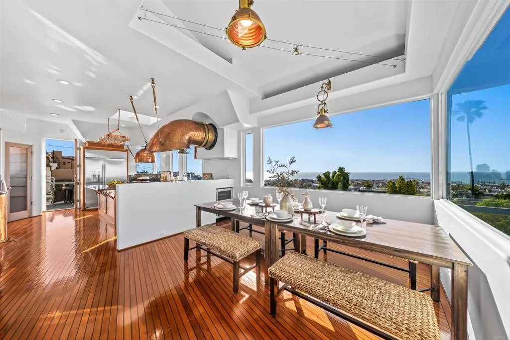 https://cdn.realtyfeed.com/cdn/127/307068106/e0e4587c32f6e40e4baf875864ff53a7.webp