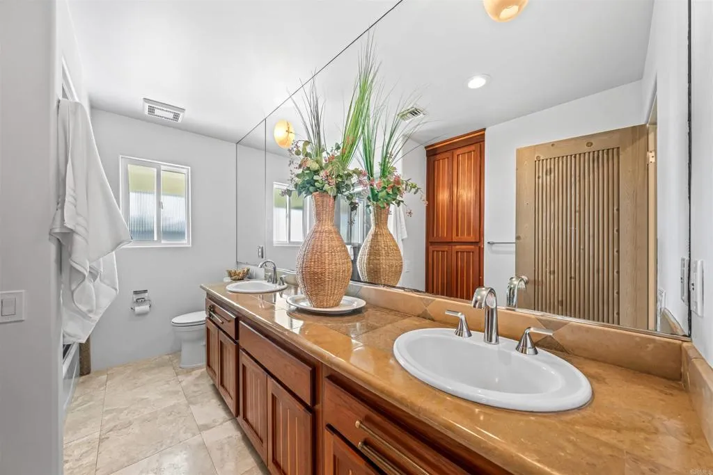 https://cdn.realtyfeed.com/cdn/127/307068106/e1da96c92378da1d4f47e44af05e41fc.webp