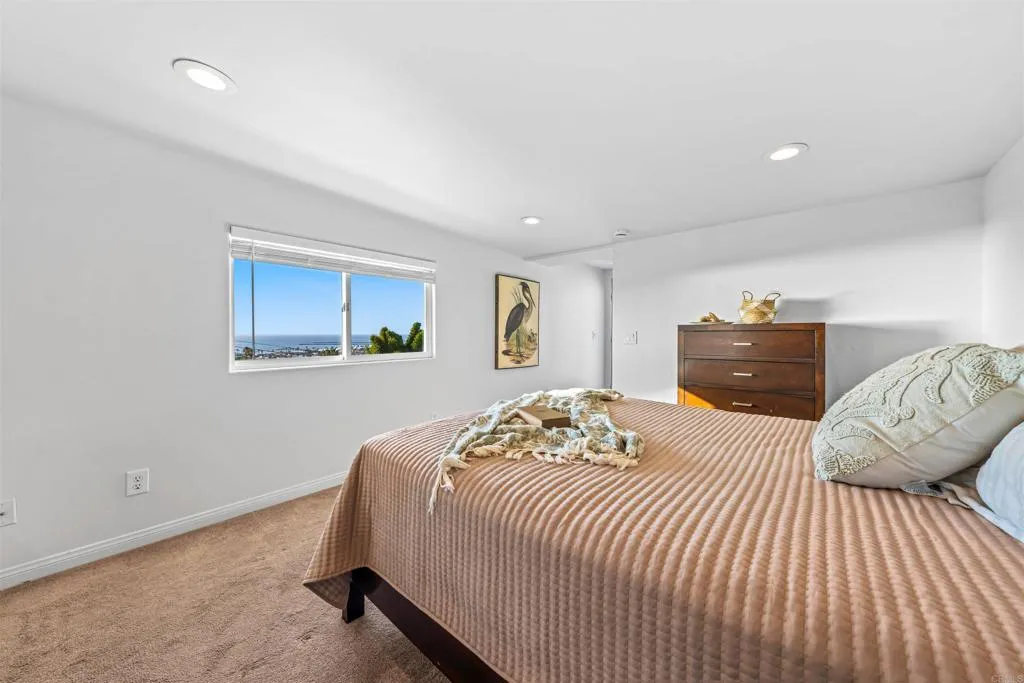 https://cdn.realtyfeed.com/cdn/127/307068106/eb7fba859ec97f43adbe9e7f9697b764.webp