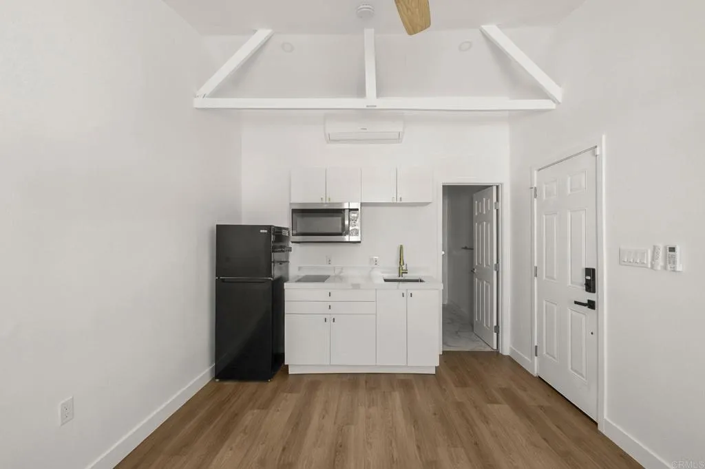 https://cdn.realtyfeed.com/cdn/127/307068129/04ee5256e4e5b978e7b785685ba68dc5.webp