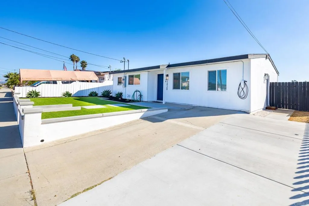 https://cdn.realtyfeed.com/cdn/127/307068129/2f50df5088aa965b818e0b05409839cc.webp