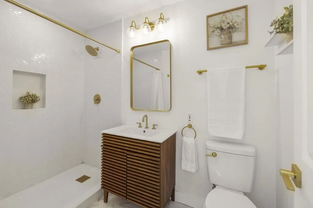 https://cdn.realtyfeed.com/cdn/127/307068129/ed2e6ba7c43b02fd50f1c161219c045a.webp