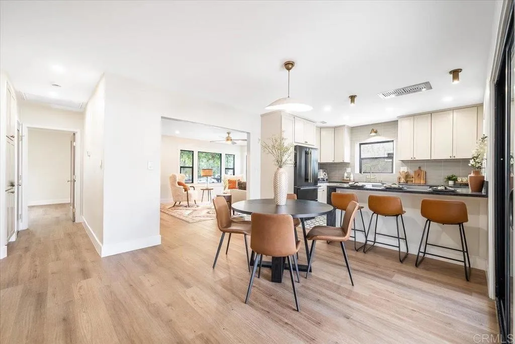 https://cdn.realtyfeed.com/cdn/127/307068158/965303793d59af497ffcf47409911f7d.webp
