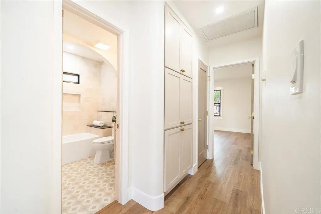 https://cdn.realtyfeed.com/cdn/127/307068158/bfcd0d2c61b4add416cfe095f9c28588.webp