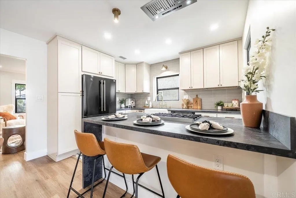 https://cdn.realtyfeed.com/cdn/127/307068158/cc40748fea89e5b30ab626497198d468.webp