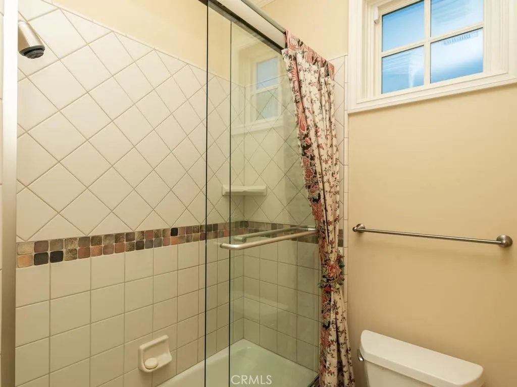 https://cdn.realtyfeed.com/cdn/127/307068169/12832615c0770a0901294e5fc2b86dc9.webp