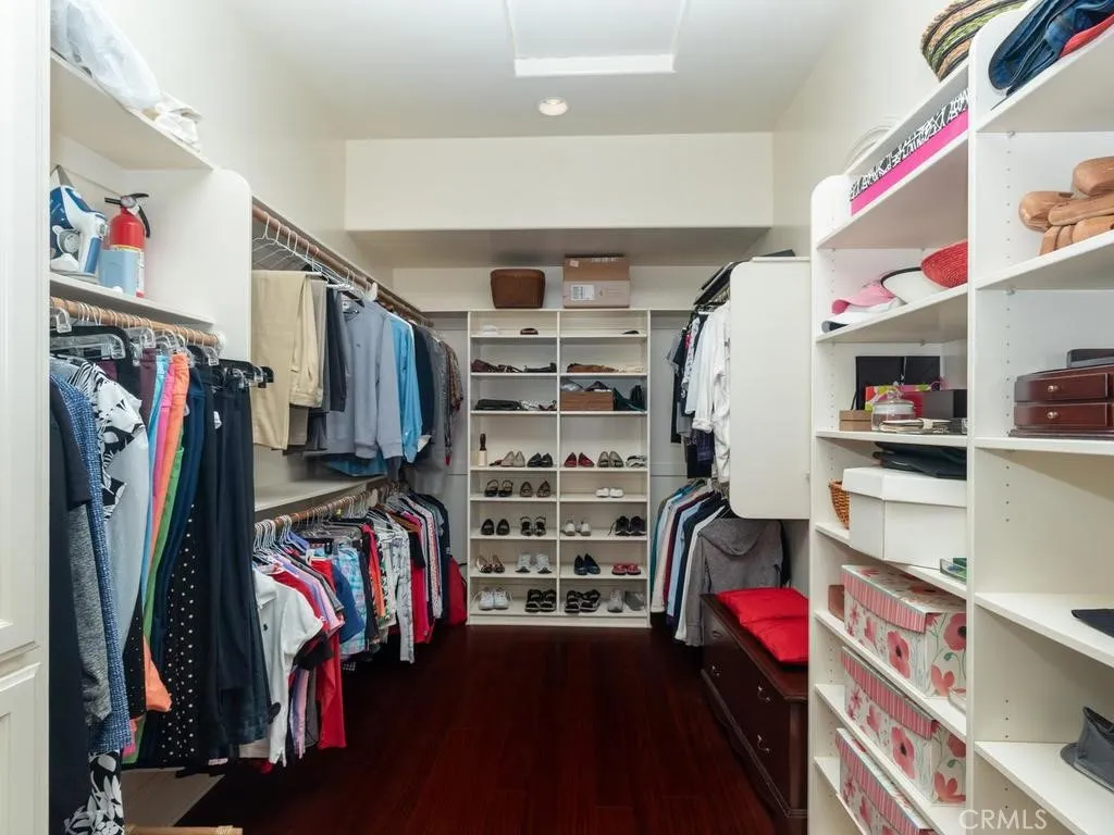 https://cdn.realtyfeed.com/cdn/127/307068169/24eb0aee72217aa67ff6fdb304dddb94.webp