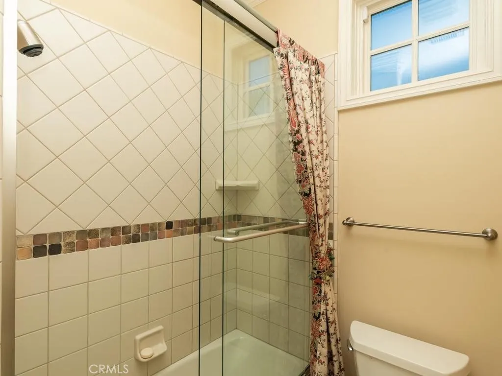 https://cdn.realtyfeed.com/cdn/127/307068169/5cd295057a5d8a5694fbb842613631f6.webp