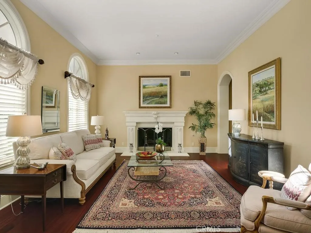https://cdn.realtyfeed.com/cdn/127/307068169/7e34f5a7ffb0f794f93419bae0994617.webp