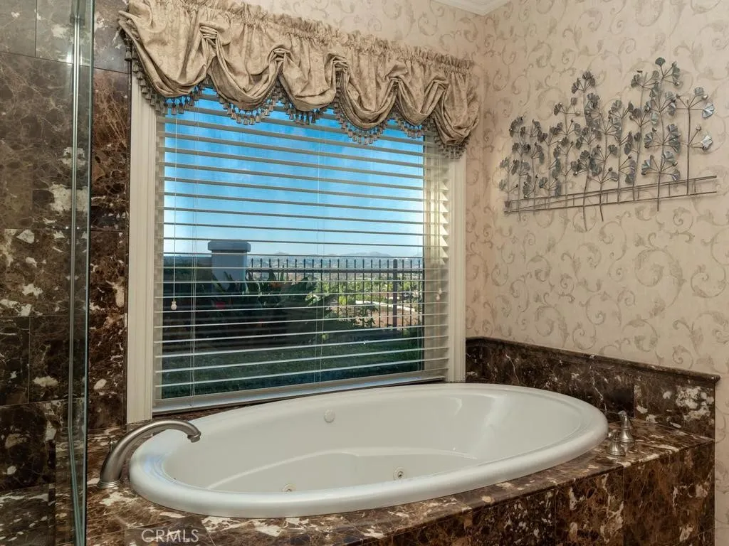 https://cdn.realtyfeed.com/cdn/127/307068169/9f91291fd193fcf1f7dd04bc36cde362.webp