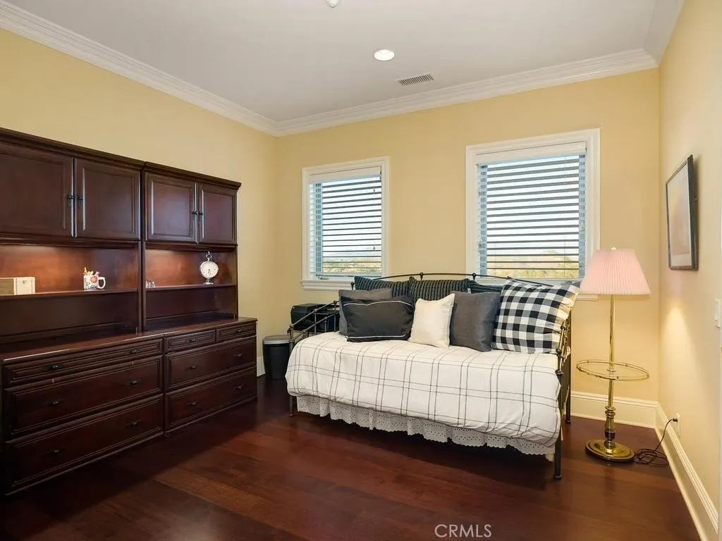 https://cdn.realtyfeed.com/cdn/127/307068169/fdc1b7d45eb7fc4deaac9bb0b193201e.webp