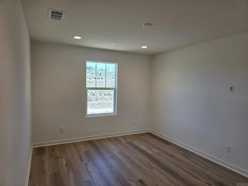 https://cdn.realtyfeed.com/cdn/127/307068179/2876178775d6cd68e053f37a767511e2.webp