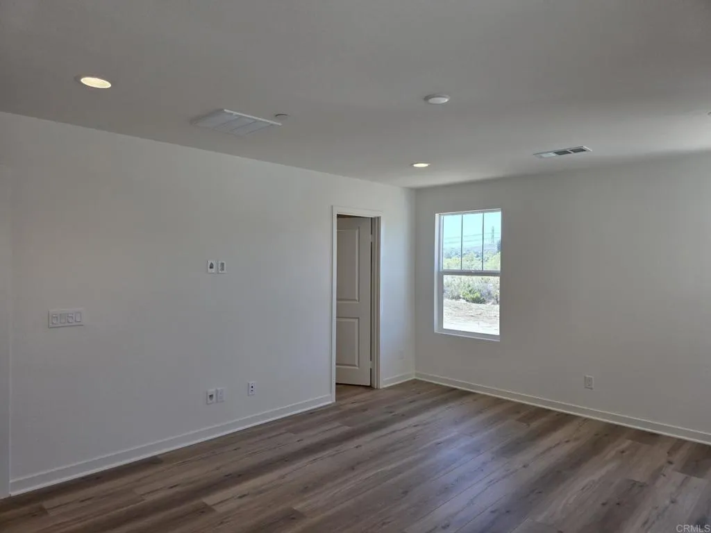 https://cdn.realtyfeed.com/cdn/127/307068179/2991f728efd6e77bdcd24531609a4f6b.webp