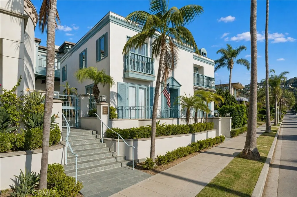 8031 Calle De La Plata, La Jolla, CA 92037 - Photo 3 of 56, La Jolla, CA