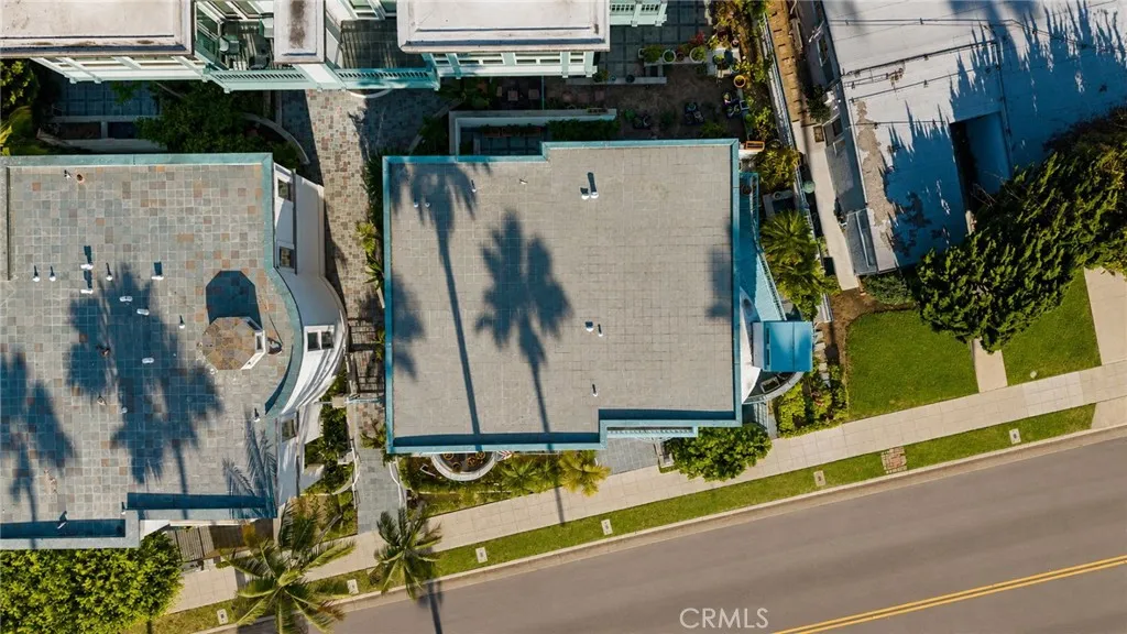https://cdn.realtyfeed.com/cdn/127/307068225/6dba00c5d376c2893471c953fdc80186.webp