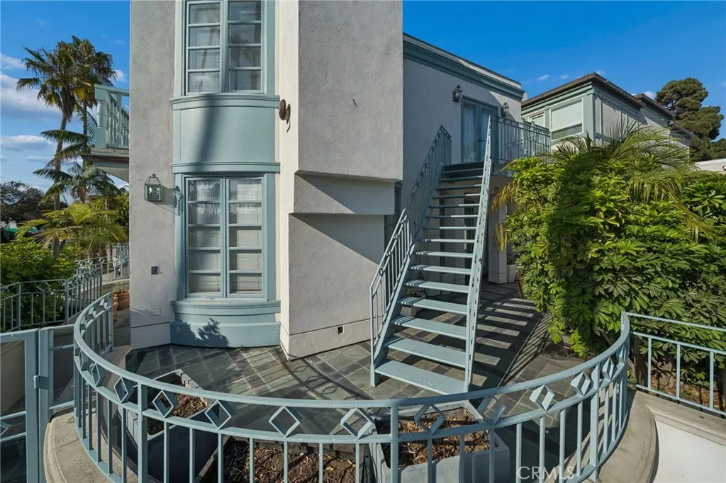 https://cdn.realtyfeed.com/cdn/127/307068225/8d8312c0364dfe6fee669fe713e27229.webp