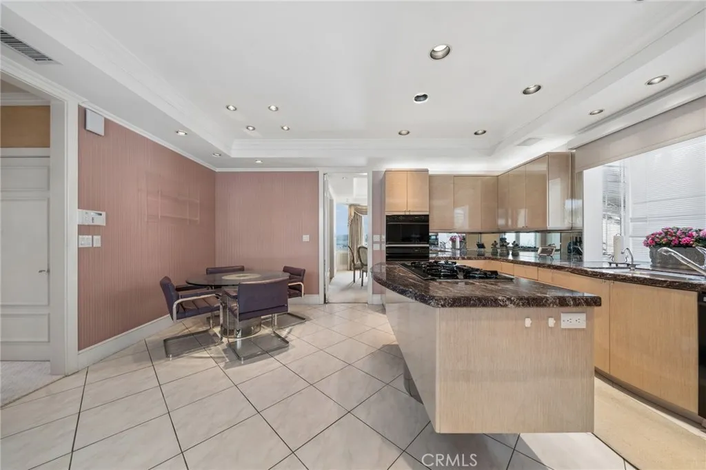 https://cdn.realtyfeed.com/cdn/127/307068225/d42e74bf4e8b2b62f7bee5a6dab17471.webp