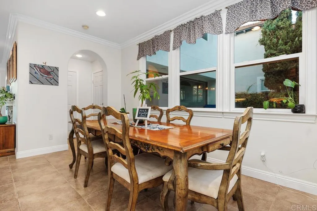 https://cdn.realtyfeed.com/cdn/127/307068237/492ec074999e91d239f97f5b57df4d43.webp