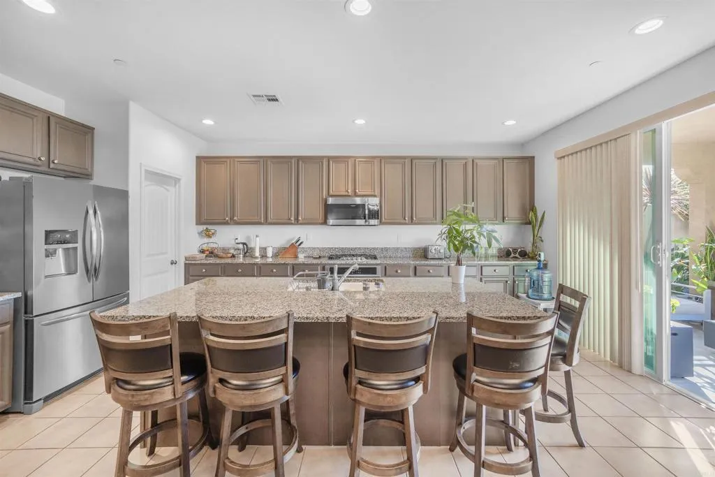1248 Lorenzo Road, Chula Vista, CA 91913 - Photo 4 of 35, Chula Vista, CA