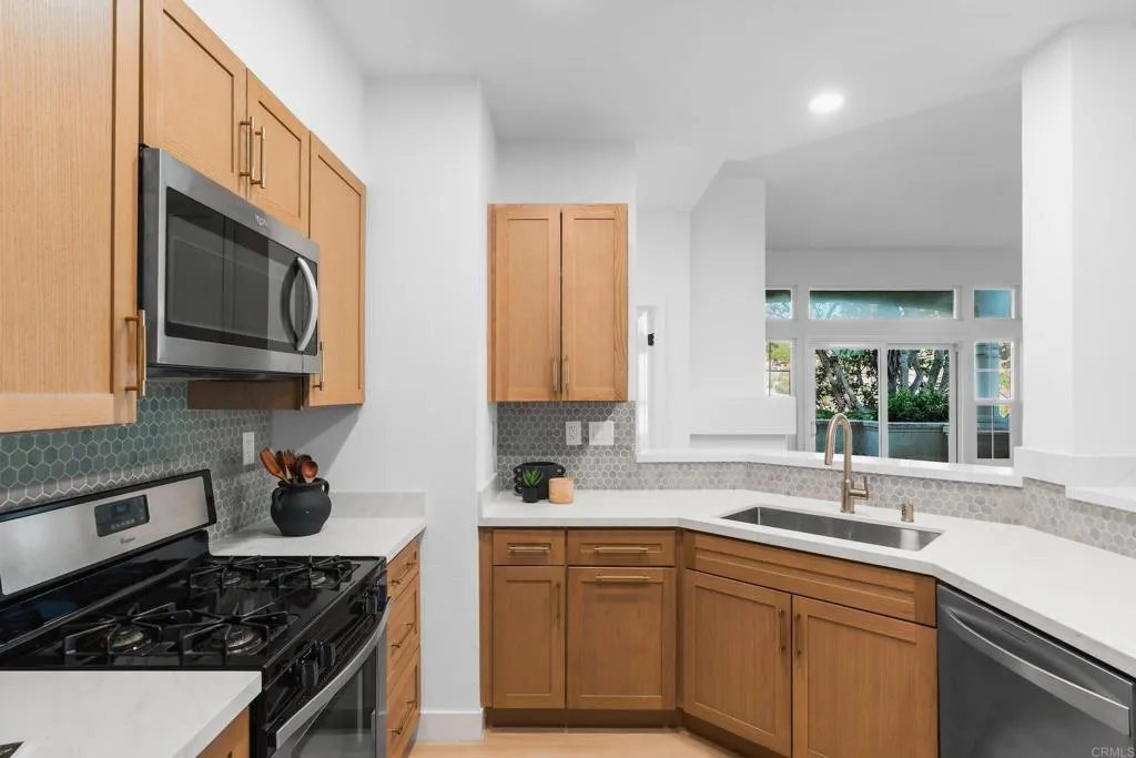 https://cdn.realtyfeed.com/cdn/127/307068292/21395826407b4a90cfb146048e4e1cc9.webp
