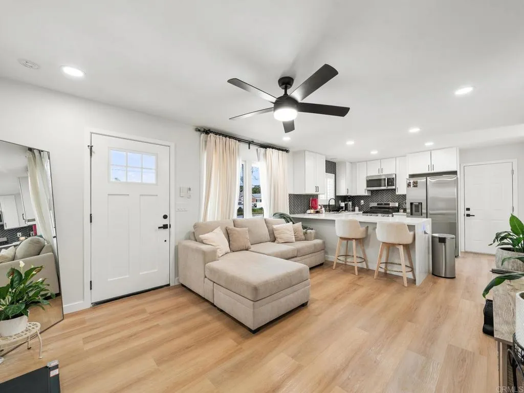 9561 Carlton Hills Boulevard, Santee, CA 92071 - Photo 5 of 47, Santee, CA
