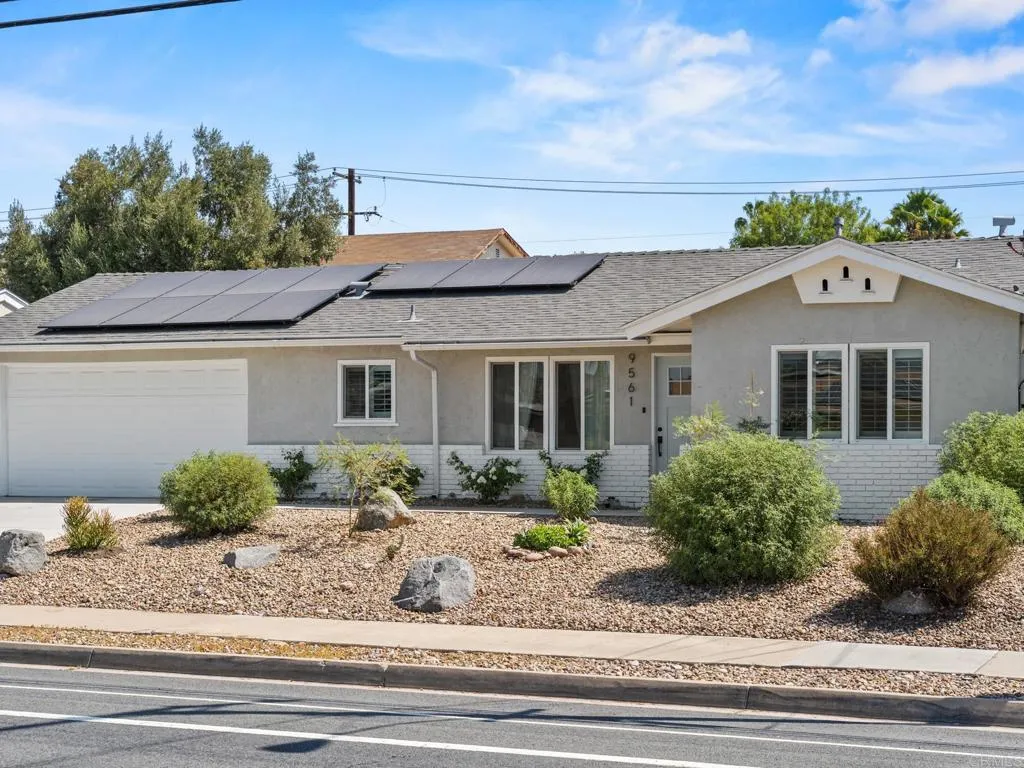 https://cdn.realtyfeed.com/cdn/127/307068297/805cae597e542d71aec2b5f227ba9baa.webp