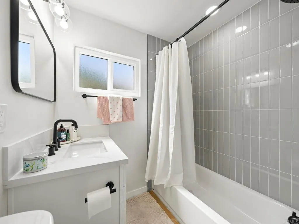 https://cdn.realtyfeed.com/cdn/127/307068297/c40a5533eb266501c3f45cb6b827dbfd.webp