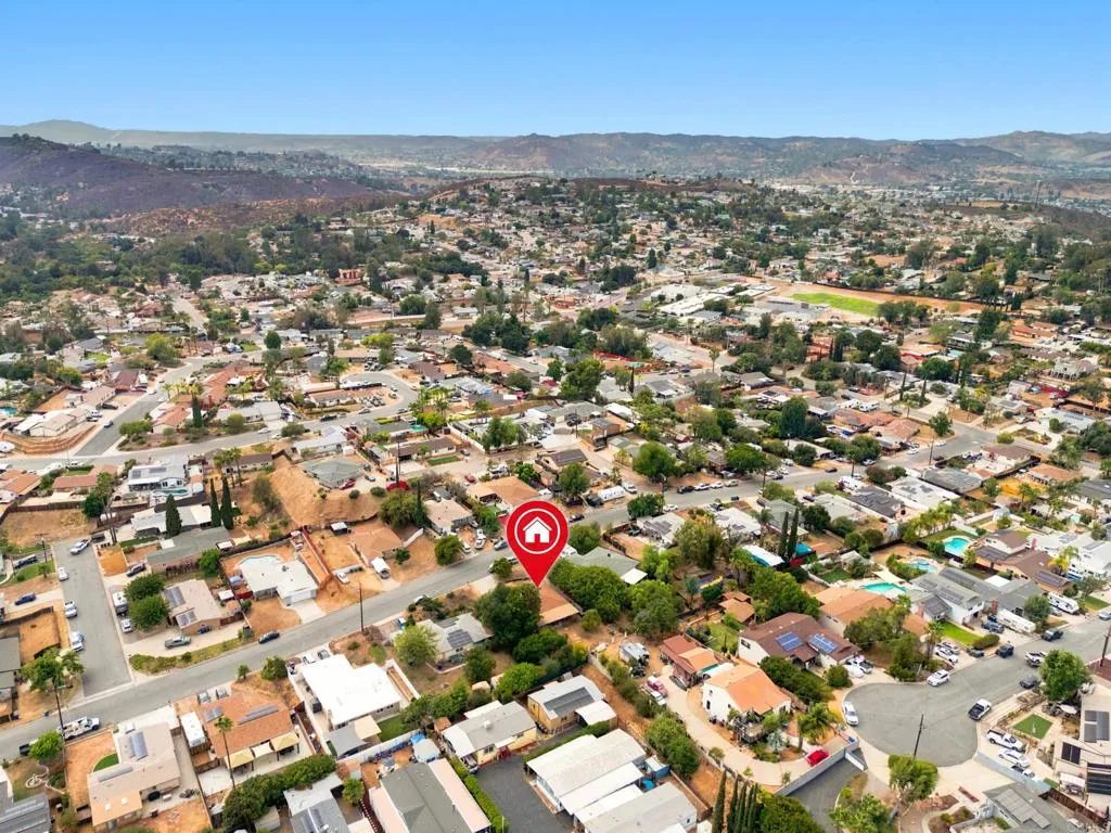 https://cdn.realtyfeed.com/cdn/127/307068301/a4237f56d1776759dd08589f4a7fd720.webp
