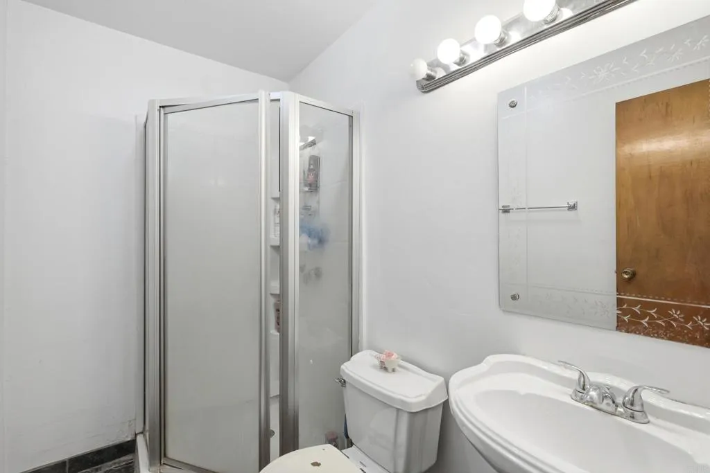 https://cdn.realtyfeed.com/cdn/127/307068301/ab852596fb0b79d867eb2906cdb25528.webp