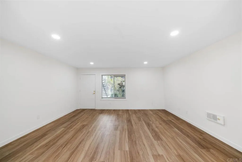 3825 Van Dyke Ave Apt 3, San Diego, CA 92105 - Photo 4 of 34, San Diego, CA