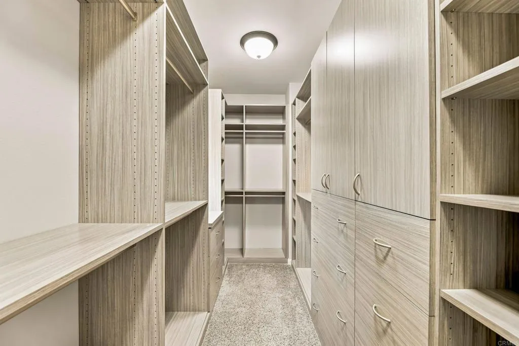 https://cdn.realtyfeed.com/cdn/127/307068330/50845ef3c563e6c47a15ac2f377b92a8.webp
