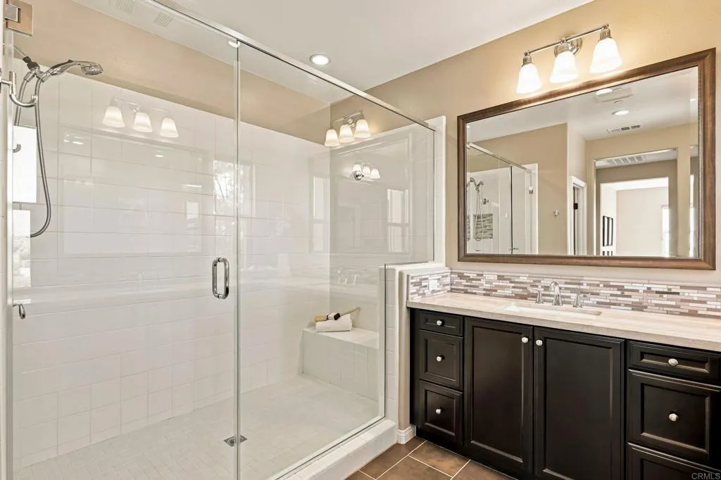 https://cdn.realtyfeed.com/cdn/127/307068330/6daa8f03d570f02925170173843fa937.webp