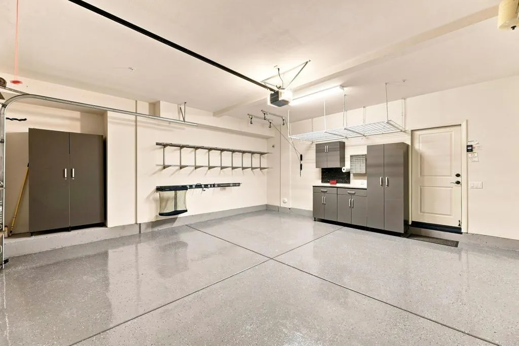 https://cdn.realtyfeed.com/cdn/127/307068330/721435c5b74adc16be6a7b608c787844.webp