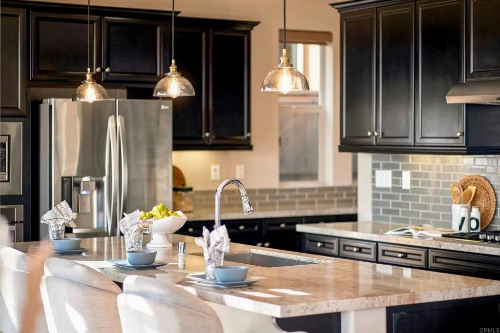 https://cdn.realtyfeed.com/cdn/127/307068330/74ce7f19299a9cd5ad3f87a44866b934.webp