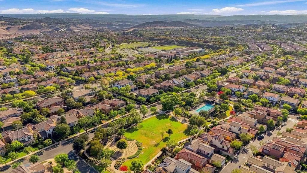 https://cdn.realtyfeed.com/cdn/127/307068330/793f325150a98296569e4679f32e0f4a.webp
