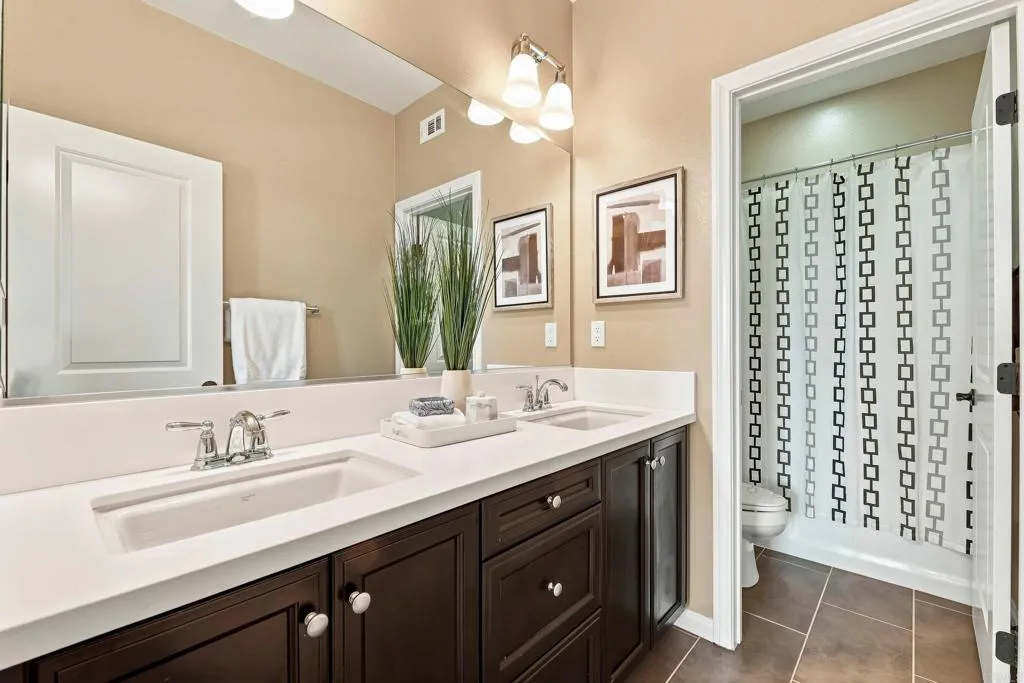 https://cdn.realtyfeed.com/cdn/127/307068330/9ec5873dc295b25d517665df2eefd8d3.webp