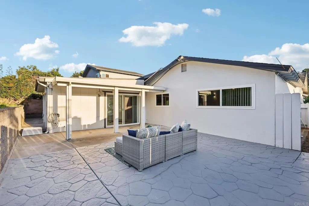 https://cdn.realtyfeed.com/cdn/127/307068344/b8de2c4aa353e361b5d6acea8e6a8eb6.webp