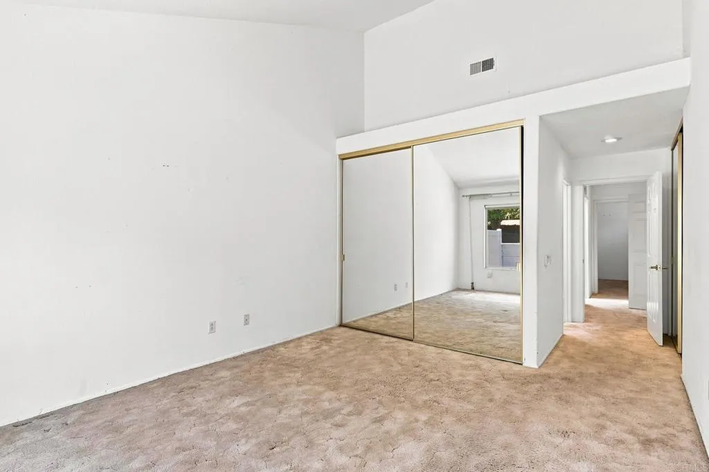 https://cdn.realtyfeed.com/cdn/127/307068347/26a97d5a37465cd16f8560266bd30425.webp