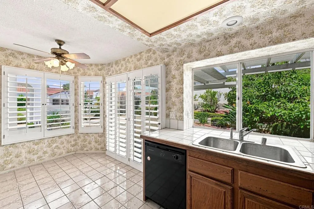 https://cdn.realtyfeed.com/cdn/127/307068347/33158fd79c2d29561c44260cd41b7b46.webp