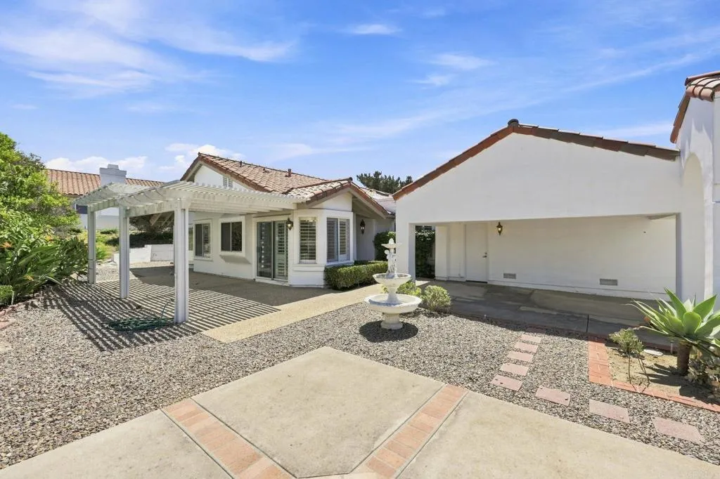 4644 Cordoba Way, Oceanside, CA 92056 - Photo 4 of 43, Oceanside, CA