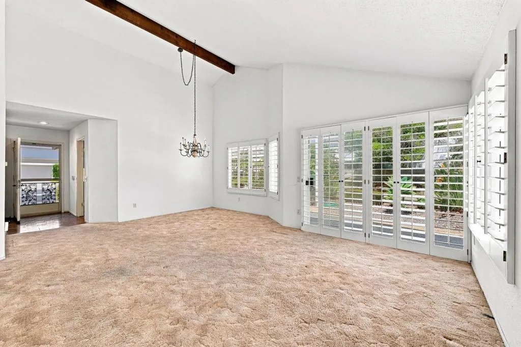 https://cdn.realtyfeed.com/cdn/127/307068347/48dd4250e5369761ef69d1f874b7c584.webp
