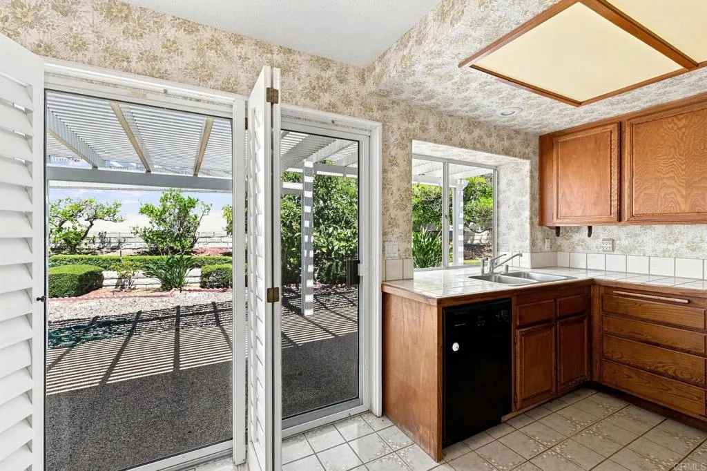 https://cdn.realtyfeed.com/cdn/127/307068347/7df6f95acbea34c87436ca5acc7014f5.webp