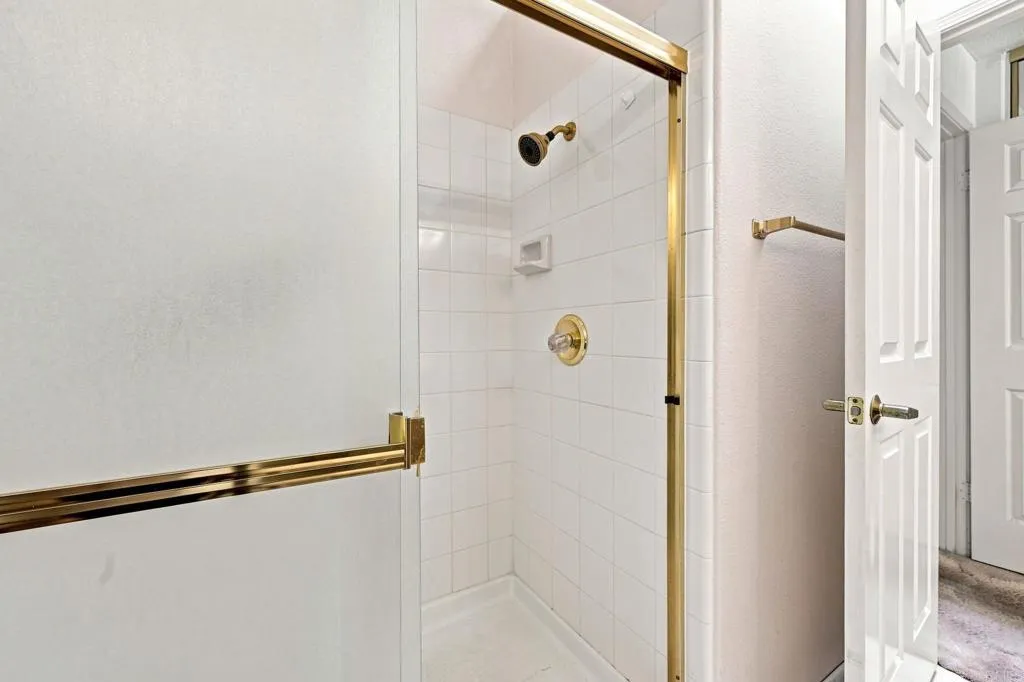 https://cdn.realtyfeed.com/cdn/127/307068347/c19c39ac2b5c54a665cc5e9081f6b7b5.webp
